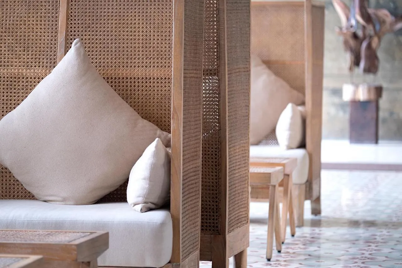 Swarga Suites Bali Berawa Canggu  5*, Canggu (Bali)
