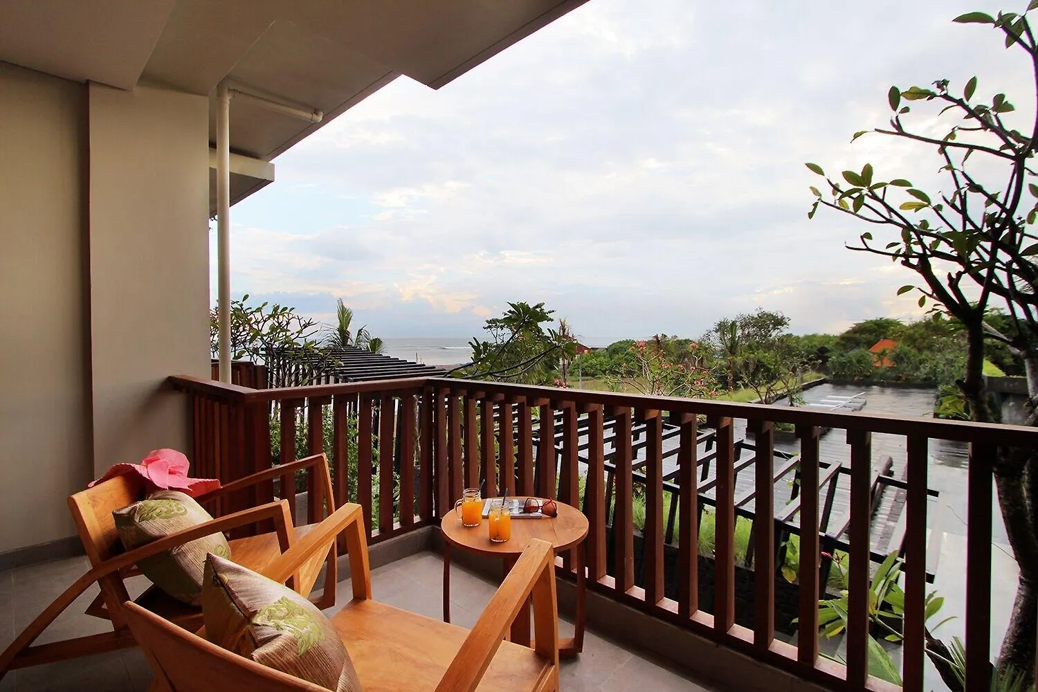 Swarga Suites Bali Berawa Canggu  Hotel